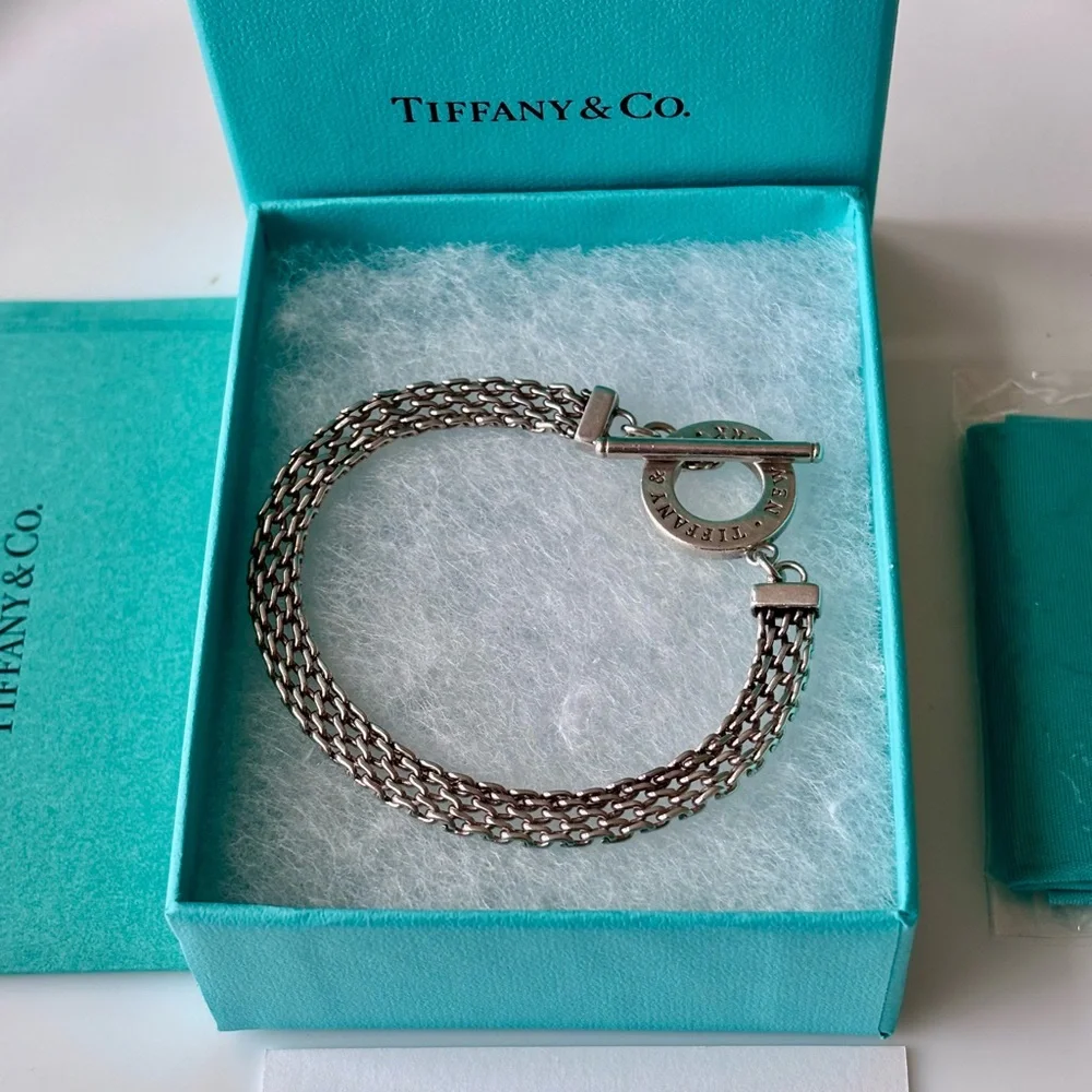 Tiffany & Co. Somerset Toggle Bracelet
Sterling Silver 925. Size 7" - Picture 7 of 9